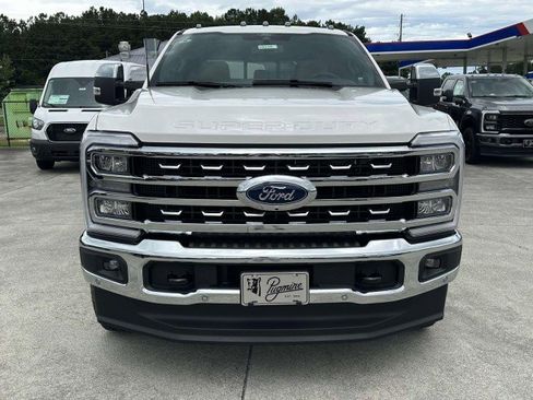 New 2025 Ford F250 Lariat w/ Lariat Ultimate Package image 2