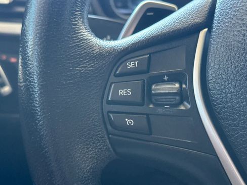 Used 2018 BMW 330e RWD image 26