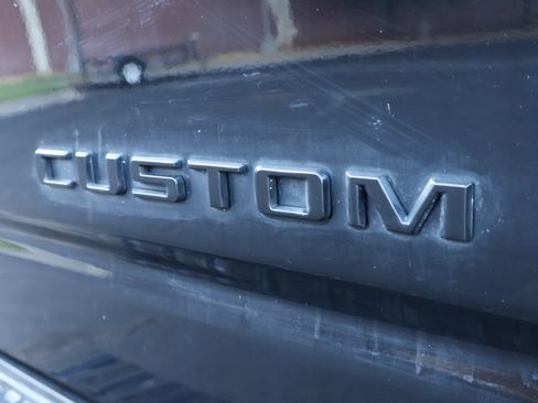 Used 2024 Chevrolet Silverado 2500 Custom w/ Custom Convenience Package AWD/4WD image 24
