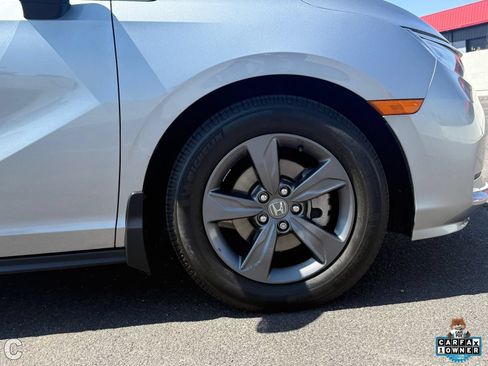 Used 2021 Honda Odyssey EX image 8