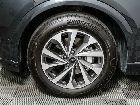 Certified 2025 Audi Q6 e-tron Prestige w/ Black Warm Weather Package AWD/4WD image 39