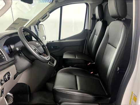 New 2026 Ford Transit 250 Low Roof RWD image 9