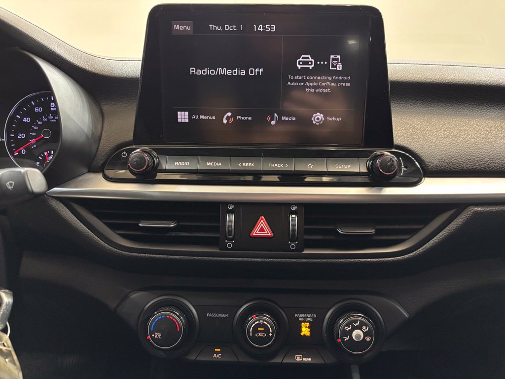 Used 2022 Kia Forte LXS FWD image 18