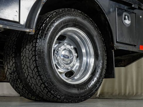Used 2022 Ford F350 Lariat w/ Lariat Value Package AWD/4WD image 52