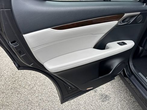 Used 2019 Lexus RX 350 FWD w/ Premium Package image 21