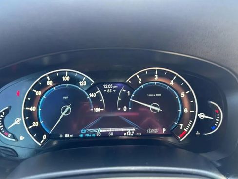 Used 2018 BMW 540i RWD image 23