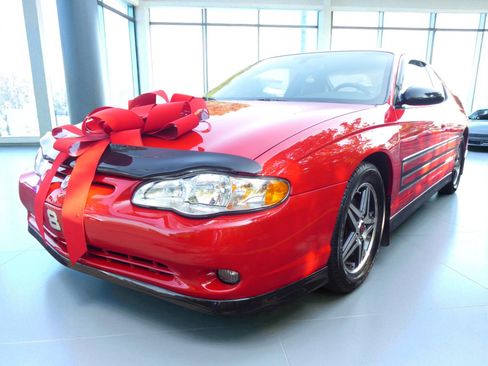 Used 2004 Chevrolet Monte Carlo SS w/ Dale Earnhardt Jr. Package image 6