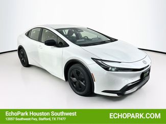 Used 2024 Toyota Prius LE FWD video 1