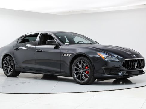 Certified 2022 Maserati Quattroporte GT RWD image 7