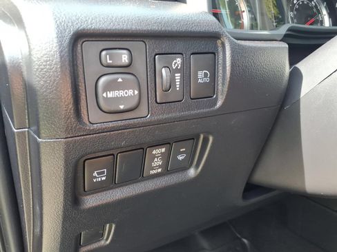 Used 2023 Toyota 4Runner TRD Off-Road Premium w/ Off Road Premium Plus Package AWD/4WD image 19