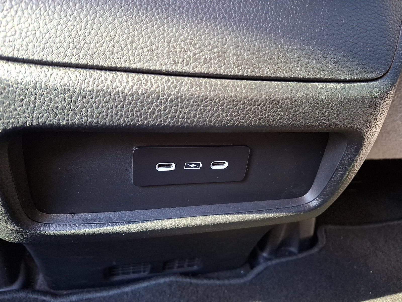 Used 2025 Honda Passport EX-L image 11