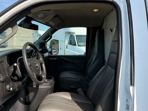 Used 2020 GMC Savana 3500 Extended w/ Driver Convenience Package RWD image 13