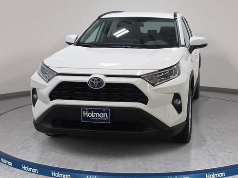 Certified 2021 Toyota RAV4 XLE w/ XLE Grade Weather Package AWD/4WD image 2