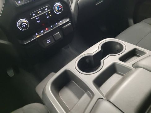 Used 2020 Chevrolet Silverado 1500 Custom w/ Custom Value Package image 26