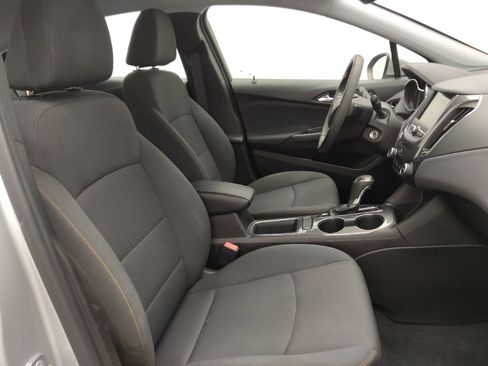 Used 2019 Chevrolet Cruze LS w/ LS Convenience Package FWD image 21