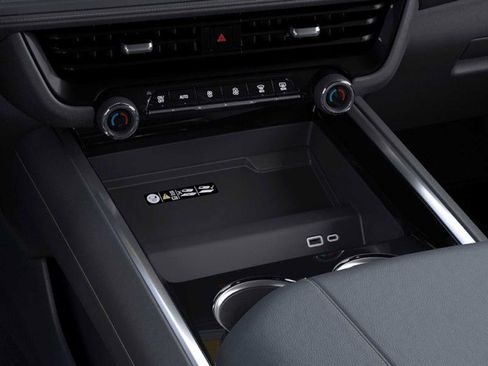 New 2026 Chevrolet Suburban Premier image 23