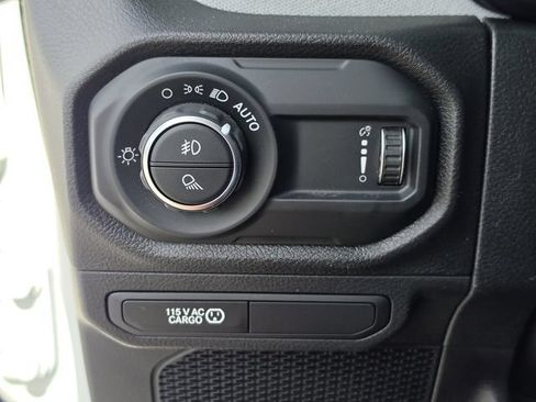 Used 2024 Jeep Gladiator Sport AWD/4WD image 34
