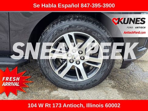 Used 2024 Ford Expedition Limited AWD/4WD image 11
