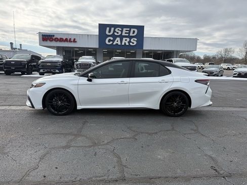 Used 2021 Toyota Camry XSE w/ Blackout Package (TMS) image 4