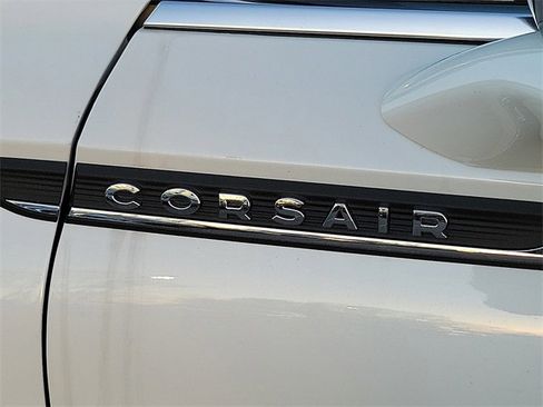New 2024 Lincoln Corsair Reserve w/ Equipment Group 201A image 12