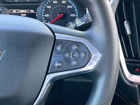 Used 2021 Chevrolet Traverse LS image 12