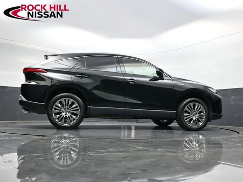 Used 2021 Toyota Venza XLE image 33