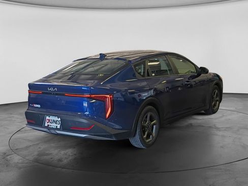 Used 2025 Kia K4 FWD image 9