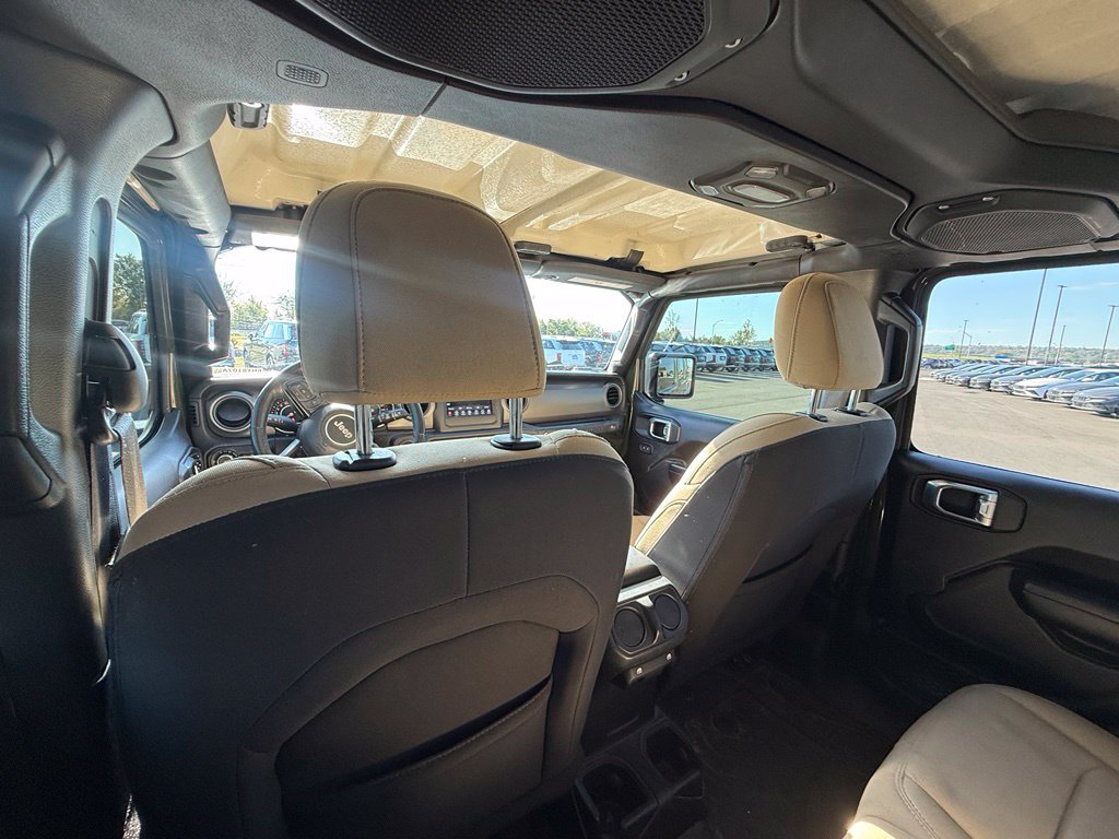 Used 2021 Jeep Wrangler Unlimited Sport AWD/4WD image 25