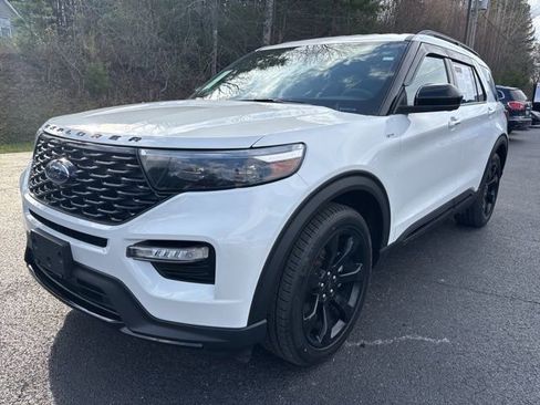 Used 2023 Ford Explorer ST-Line w/ Class IV Trailer Tow Package image 8