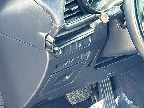 Used 2023 MAZDA MAZDA3 s image 10