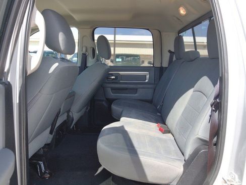 Used 2016 RAM 1500 Classic SLT w/ SLT Plus D←cor Group AWD/4WD image 27