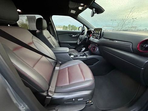 Used 2025 Chevrolet Blazer RS AWD/4WD image 34