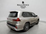 Used 2020 Lexus LX 570 4WD w/ 3rd Row & Luxury Pkg image 4