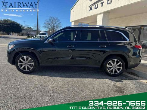 Used 2023 Mercedes-Benz GLS 450 4MATIC image 9