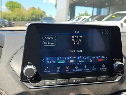 Used 2024 Nissan Sentra SR FWD image 19
