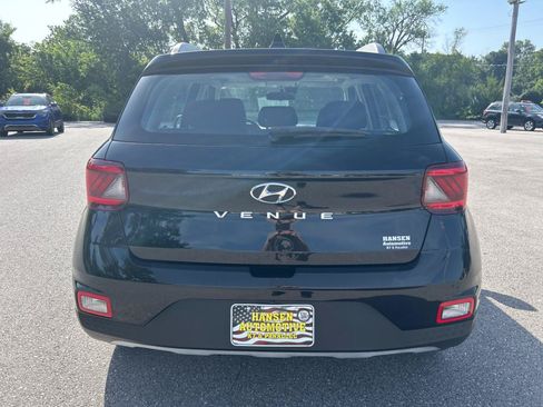 Used 2020 Hyundai Venue SEL w/ Convenience Package FWD image 6