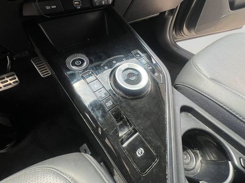 Used 2023 Kia Niro Wave w/ Wave Preserve Package FWD image 18