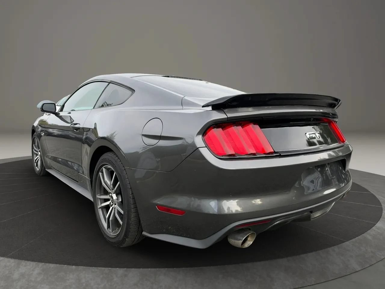 Used 2015 Ford Mustang GT Premium w/ Equipment Group 401A RWD image 3