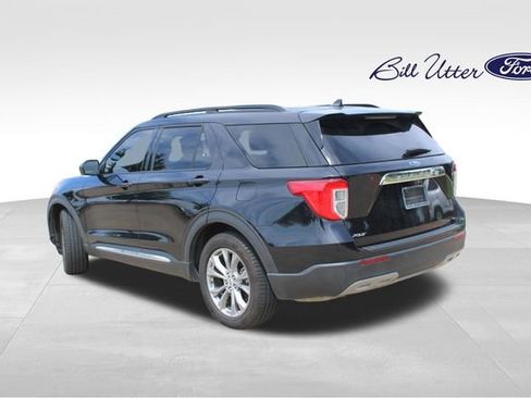Used 2022 Ford Explorer XLT w/ Equipment Group 202A RWD image 7