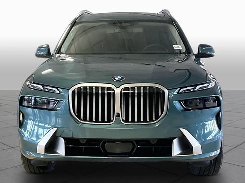Certified 2025 BMW X7 xDrive40i image 3