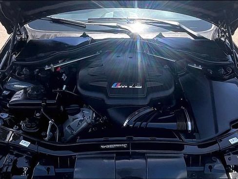 Used 2013 BMW M3 Convertible RWD image 9