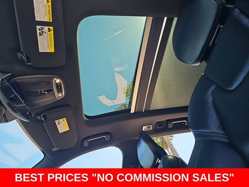 Used 2018 Volvo XC90 T8 Inscription w/ Convenience Package AWD/4WD image 32