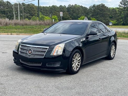 Used 2010 Cadillac CTS Luxury RWD image 2