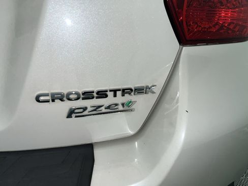 Used 2016 Subaru Crosstrek 2.0i Limited AWD/4WD image 11