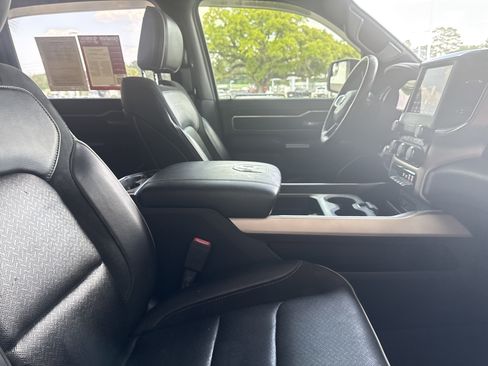 Used 2019 RAM 1500 Laramie w/ Sport Appearance Package image 31