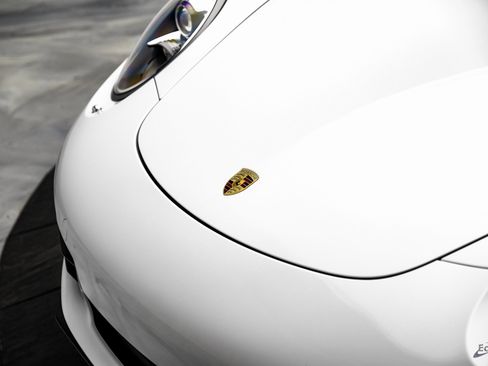 Used 2015 Porsche 911 Carrera image 27