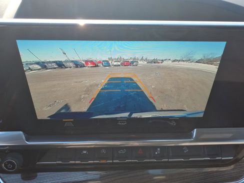 Certified 2024 Chevrolet Silverado 1500 LT Trail Boss w/ Convenience Package II image 20