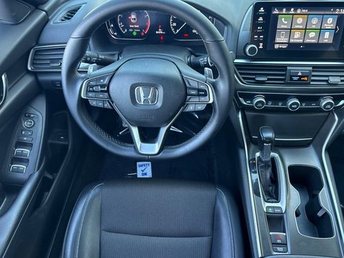 Certified 2018 Honda Accord Sport image 30