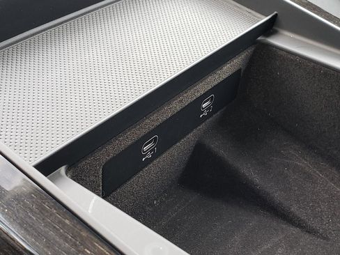 Used 2022 Audi Q7 3.0T Premium image 26