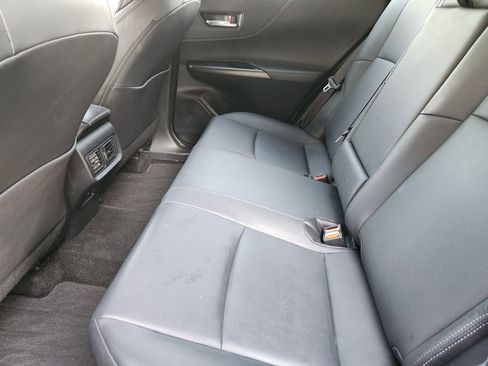 Used 2023 Toyota Venza XLE AWD/4WD image 28